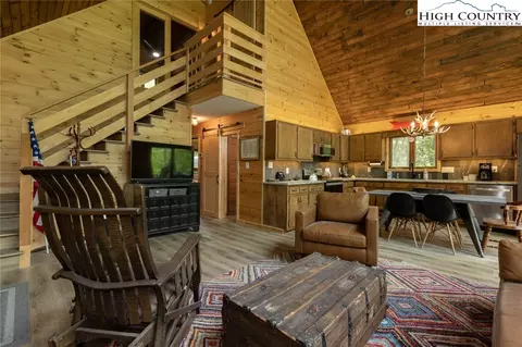 495 E Horse Shoe Ridge Rd, Deep Gap, NC 28618 photo 15