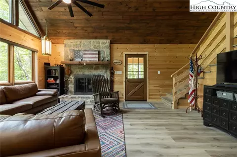 495 E Horse Shoe Ridge Rd, Deep Gap, NC 28618 photo 16