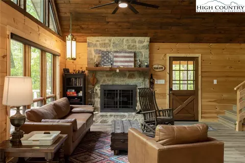 495 E Horse Shoe Ridge Rd, Deep Gap, NC 28618 photo 11