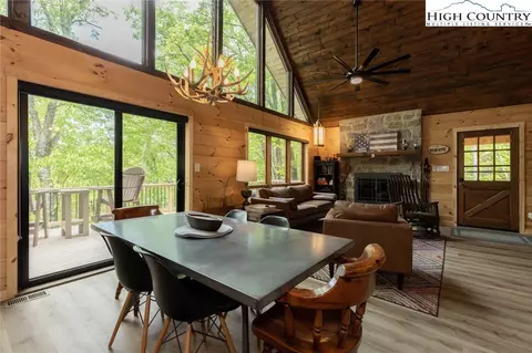 495 E Horse Shoe Ridge Rd, Deep Gap, NC 28618 photo 17