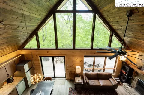 495 E Horse Shoe Ridge Rd, Deep Gap, NC 28618 photo 7