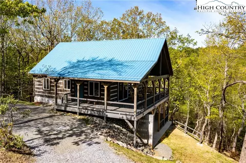 489 Fishers Peak Vw, Ennice, NC 28623