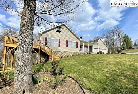137 Timbersong Rd, West Jefferson, NC 28694