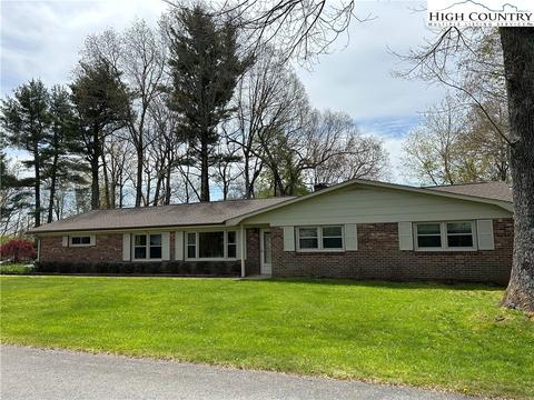 240 New River Heights Rd, Boone, NC 28607