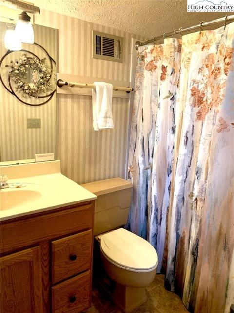 220 Northridge Rd #2, Beech Mountain, NC 28604 photo 26