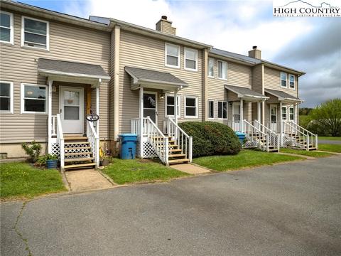 194 Creekside Ln #4D, Boone, NC 28607 photo 2