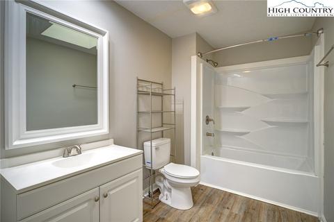 194 Creekside Ln #4D, Boone, NC 28607 photo 16
