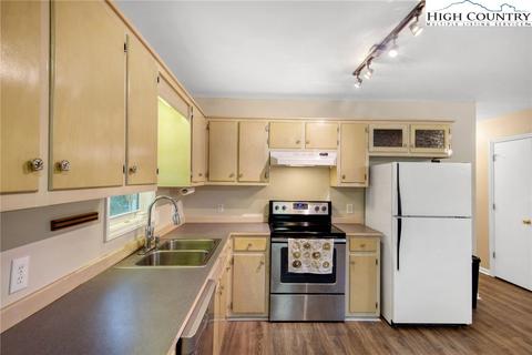 995 Rainbow Trl, Boone, NC 28607 photo 18