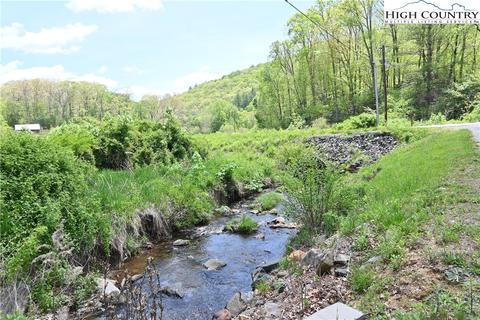 300 E Mill Creek Rd, Todd, NC 28684 photo 4