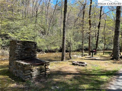 4 Bauers Lane, Deep Gap, NC 28618 photo 22