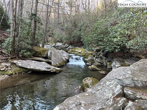 4 Bauers Lane, Deep Gap, NC 28618 photo 23