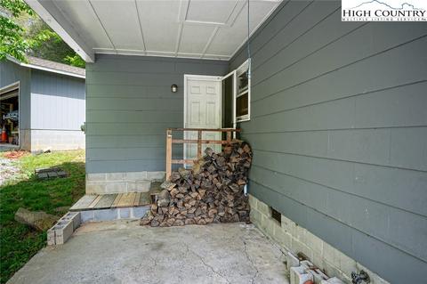 212 Blue Ridge Ave, Boone, NC 28607 photo 15