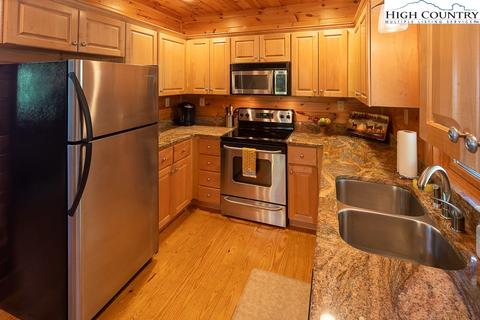 269 Talons Dr, Boone, NC 28607 photo 25