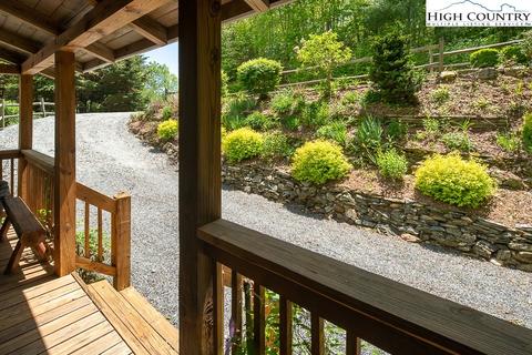 269 Talons Dr, Boone, NC 28607 photo 9