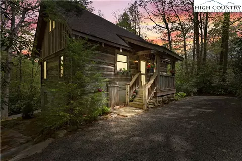 37 Cross Rd, Newland, NC 28657