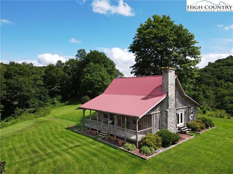 2232 Greer Town Rd, Lansing, NC 28643