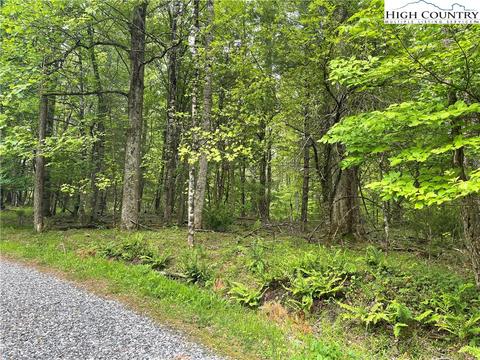 52 Rustic Road, West Jefferson, NC 28694