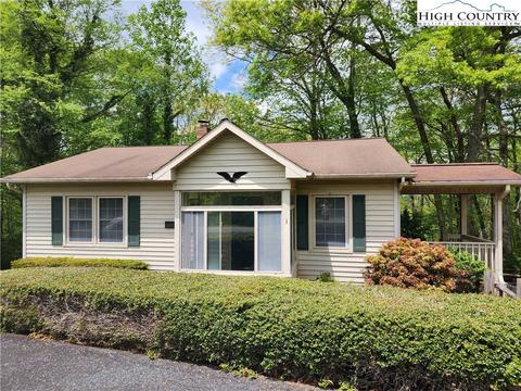 661 Nikanor Rd, West Jefferson, NC 28694