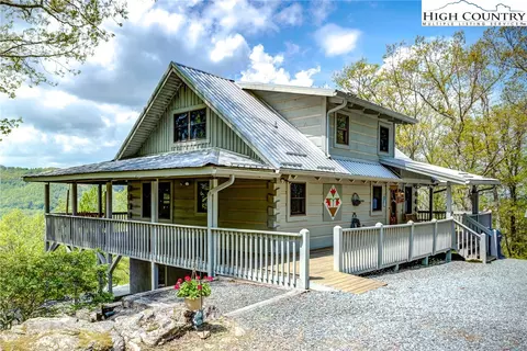 1565 Andy Hicks Rd, Banner Elk, NC 28604