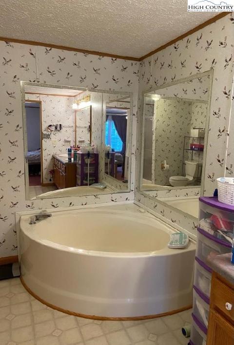 891 Rainbow Trl, Boone, NC 28607 photo 15