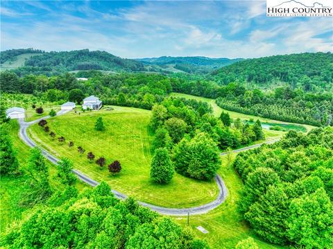 854 Pruitt Cove Rd, Laurel Springs, NC 28644
