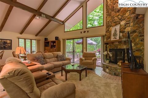 159 Tree Top, Glade Valley, NC 28627 photo 10