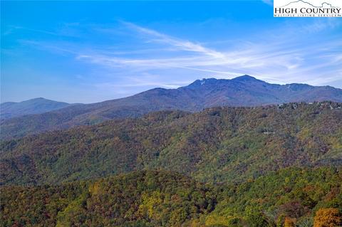 160 Prudden Ln #401, Lenoir, NC 28645
