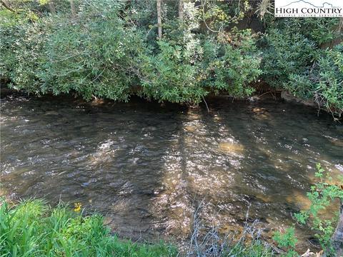 599 604 Big Horse Creek Rd, Lansing, NC 28643