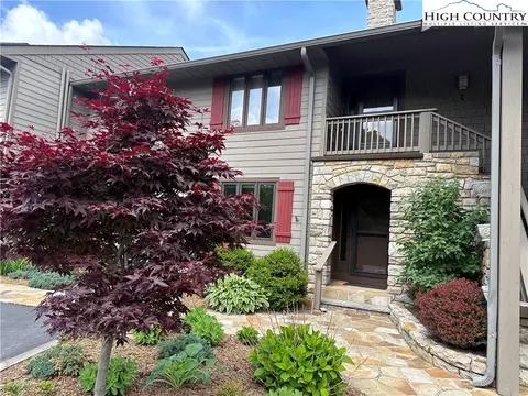 136 Mayview Manor Ct #G, Blowing Rock, NC 28605
