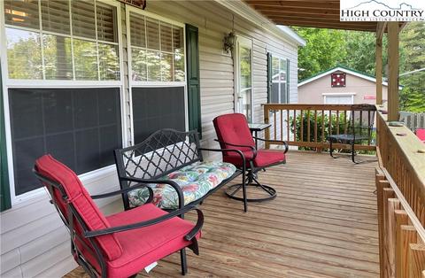 271 Jenwil Dr, Deep Gap, NC 28618 photo 4