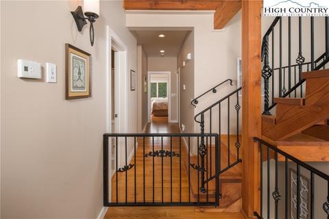 219 Apache Ln, Boone, NC 28607 photo 16