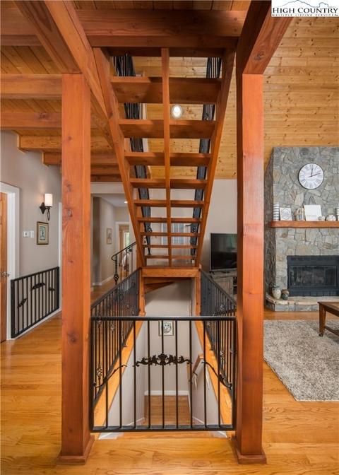 219 Apache Ln, Boone, NC 28607 photo 10