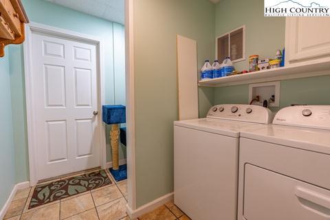 215 H Stanley Miller Rd, Deep Gap, NC 28618 photo 16