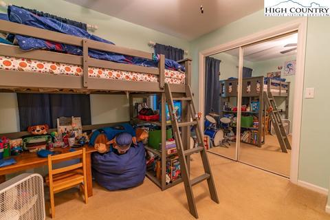 215 H Stanley Miller Rd, Deep Gap, NC 28618 photo 11