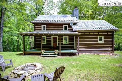 410 Loves Knob Rd, Sugar Grove, NC 28679