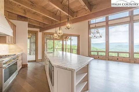 439 Red Cedar Rd, Boone, NC 28607