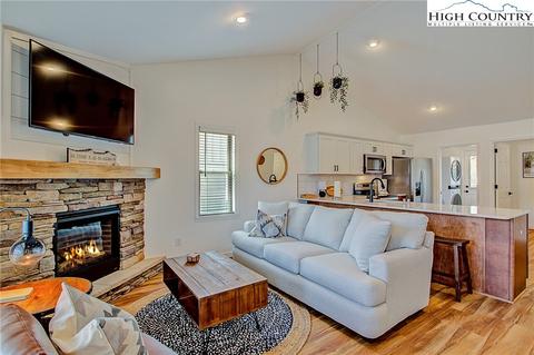 137 Carson Ct #85, Boone, NC 28607 photo 5