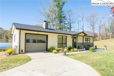 1 Hillcrest Dr, West Jefferson, NC 28694
