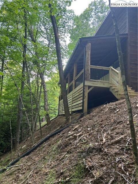 1999 Carefree Cove Rd, Zionville, NC 28698