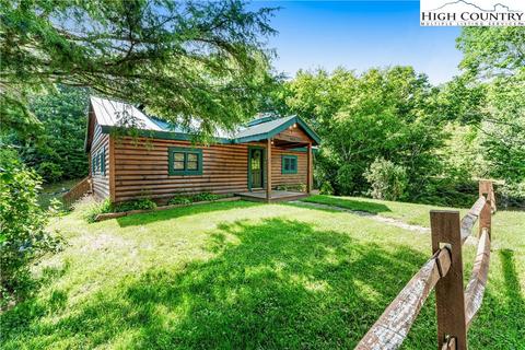 615 Pigeon Roost Rd, Banner Elk, NC 28604