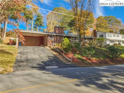 232 Eastbrook Dr, Boone, NC 28607