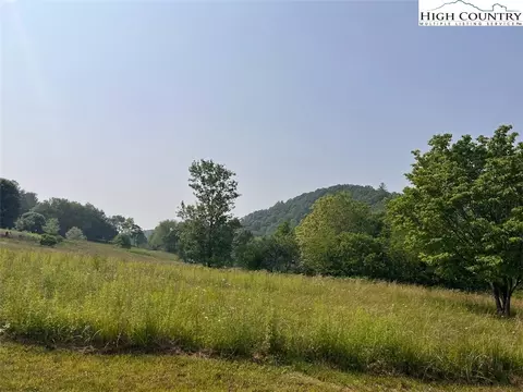 6 Riverwind Dr, Lansing, NC 28643 photo 7