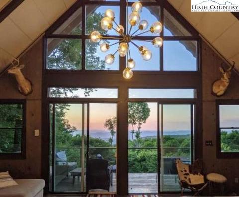 110 Tamarack Rd, Beech Mountain, NC 28604