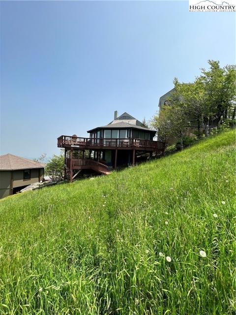 139 Skiloft Rd, Beech Mountain, NC 28604 photo 1