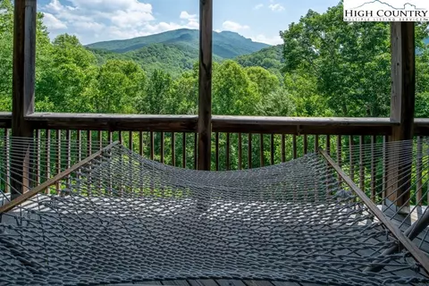 317 Basswood, Banner Elk, NC 28604