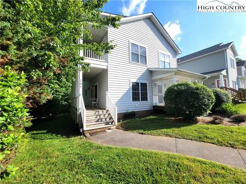 107 Stratford Ln #24B, Boone, NC 28607