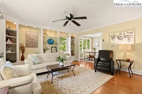 270 Pine St, Boone, NC 28607