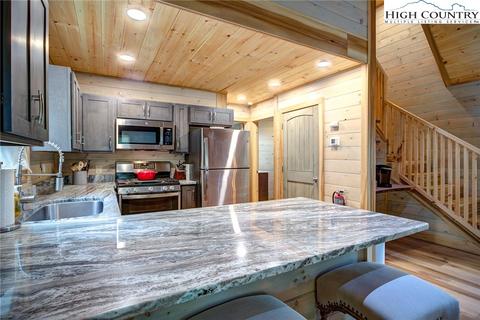 133 Rhododendron Dr, Beech Mountain, NC 28604 photo 5