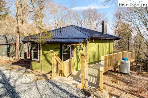 1104 Beech Mountain Pkwy, Beech Mountain, NC 28604