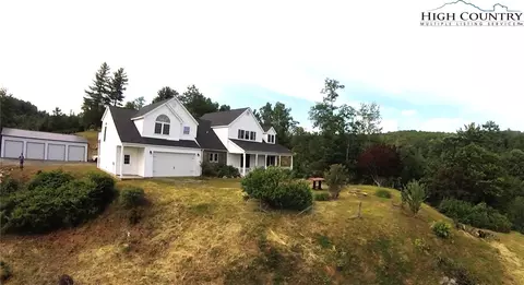 61 Honky Hollow Ln, Newland, NC 28657